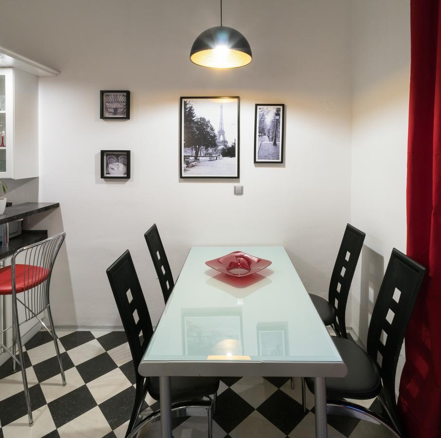 Mordecai 12 Apartments By Adrez Prague Extérieur photo