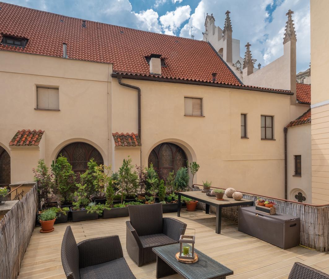 Mordecai 12 Apartments By Adrez Prague Extérieur photo